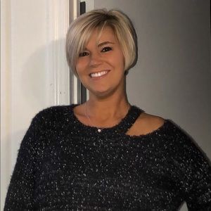 Meet your Posher, Kimberly brooke